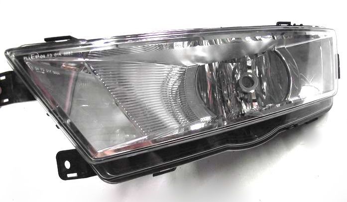 HALOGEN PRAWY 5JA941700 SKODA RAPID NOWY ORG ŚLĄSK Rodzaj lampy dedykowana