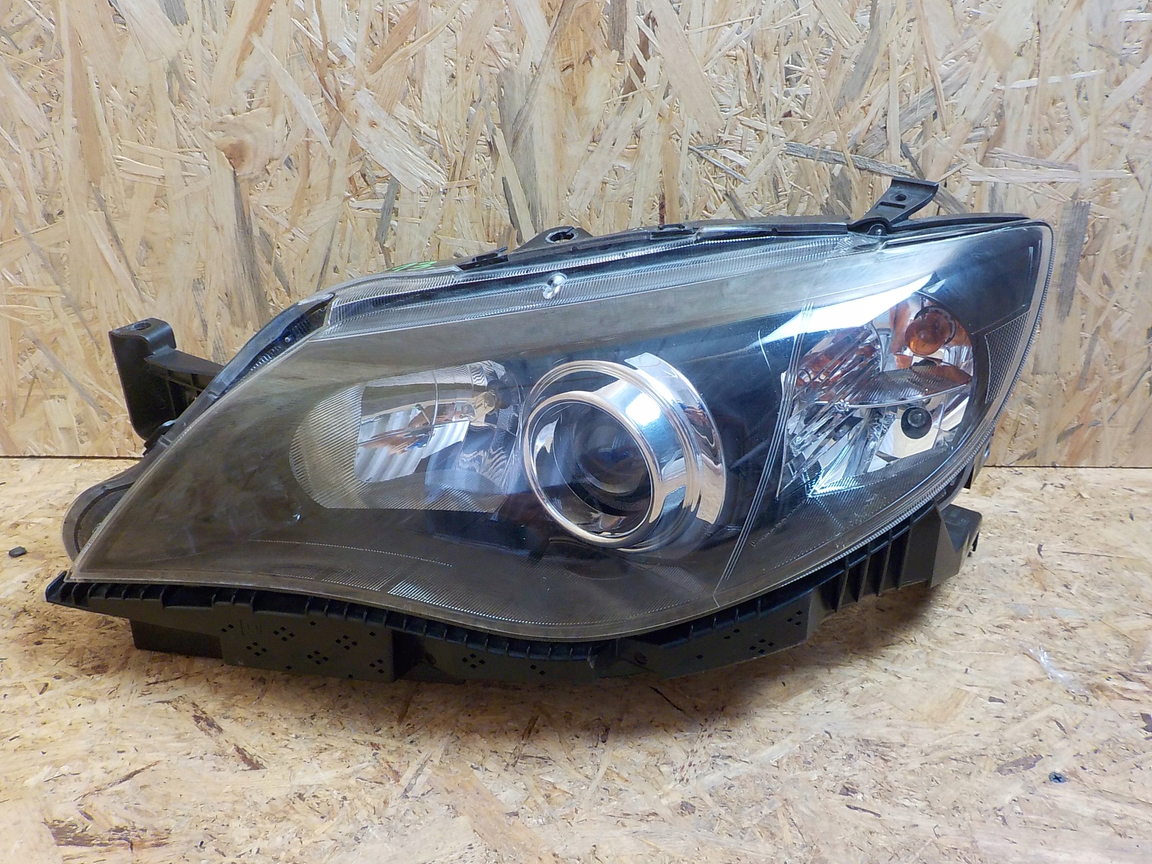 SUBARU IMPREZA GH ФАРА КСЕНОН ЛІВИЙ ПЕРЕД 08-13