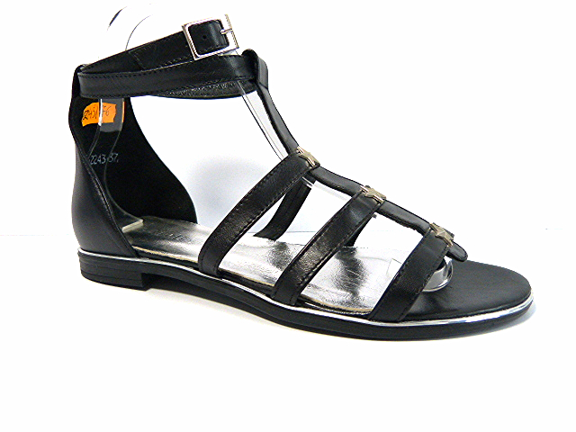 Černé kožené sandály s plochou patou na široké chodidlo Karino 40