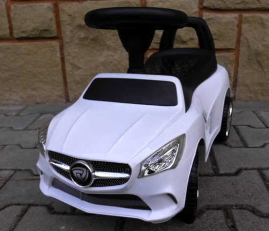 SPORTOWY Jeździk J2w Muzyka+ŚWIATŁA+KLAKSON Kolor Biały