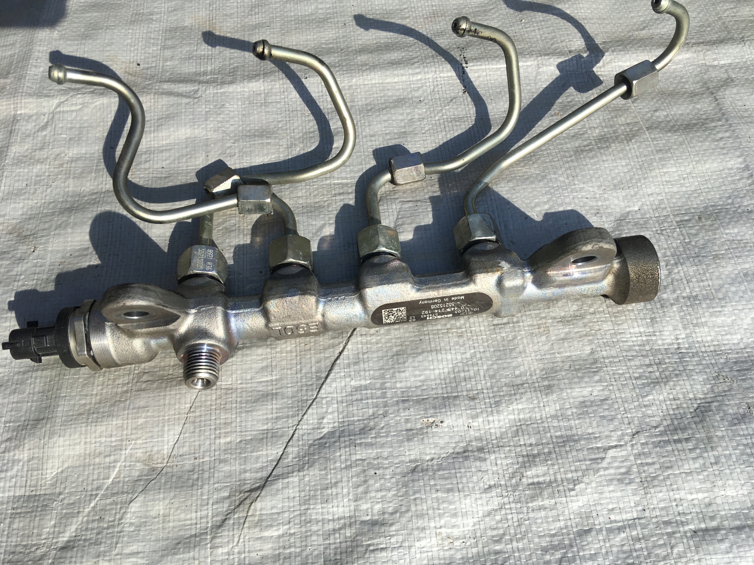 FIAT ALFA ЛИТТЯ ПІД ТИСКОМ 0445214192