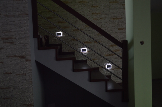 Lampka oprawka schodowa oprawa schodowe 12v LED 60 Marka Jurtech