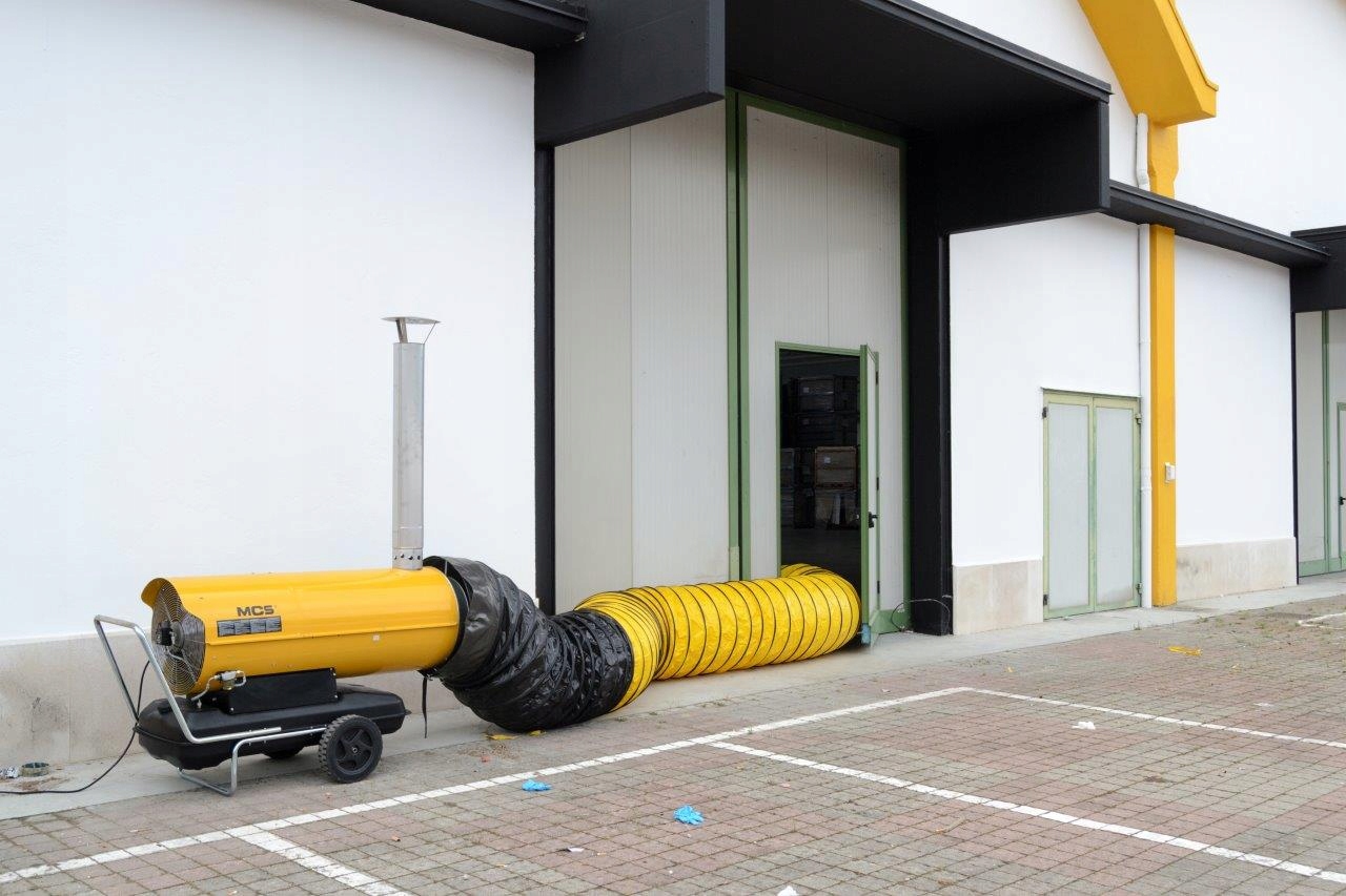 MASTER BV 290 E NAGRZEWNICA OLEJOWA 81kW 3300 m3 Mark Master