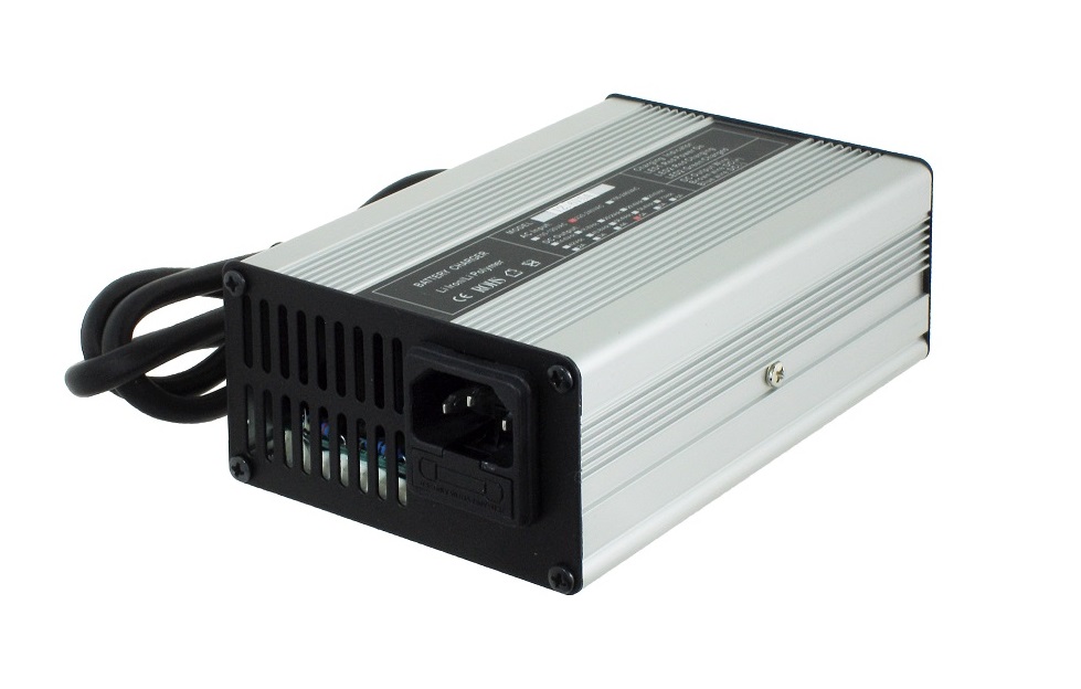 

Ładowarka Li-ion 4SL 14,8V 10A 240W E-shine 4ogniw