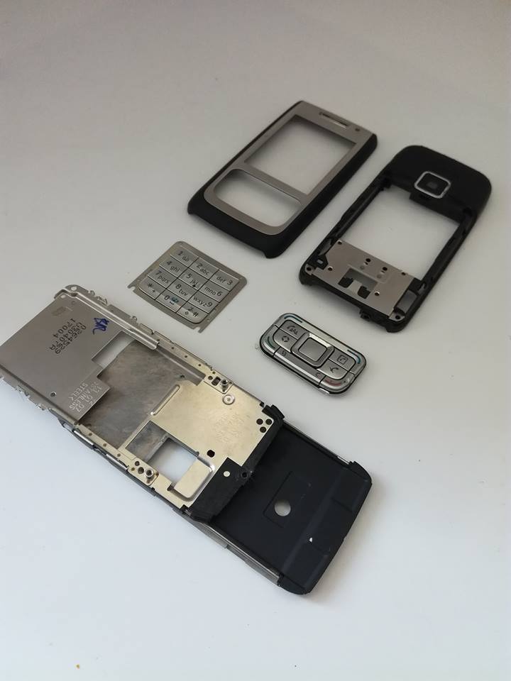 ORYGINALNA OBUDOWA NOKIA E65 Producent Nokia