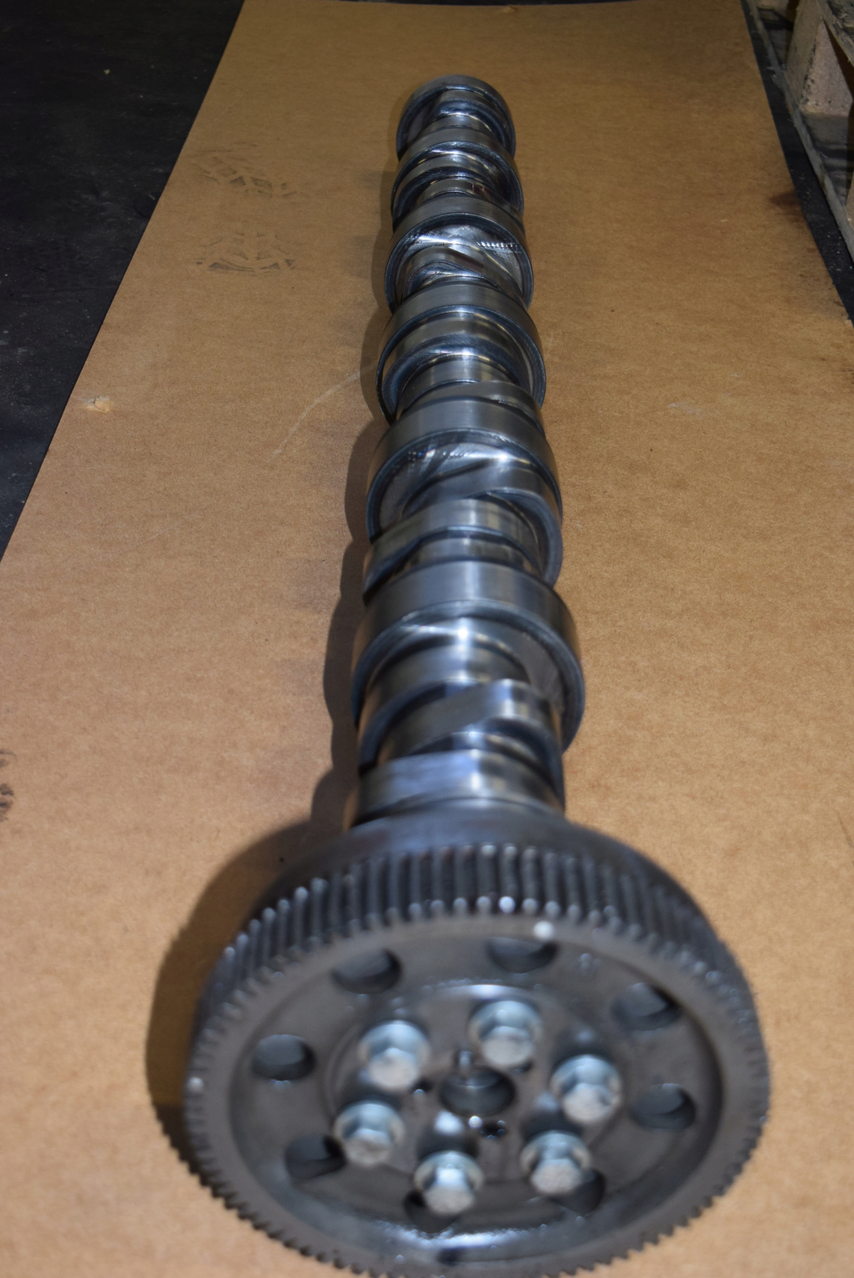 Распределительный вал 1678970-09492 DAF XF 105