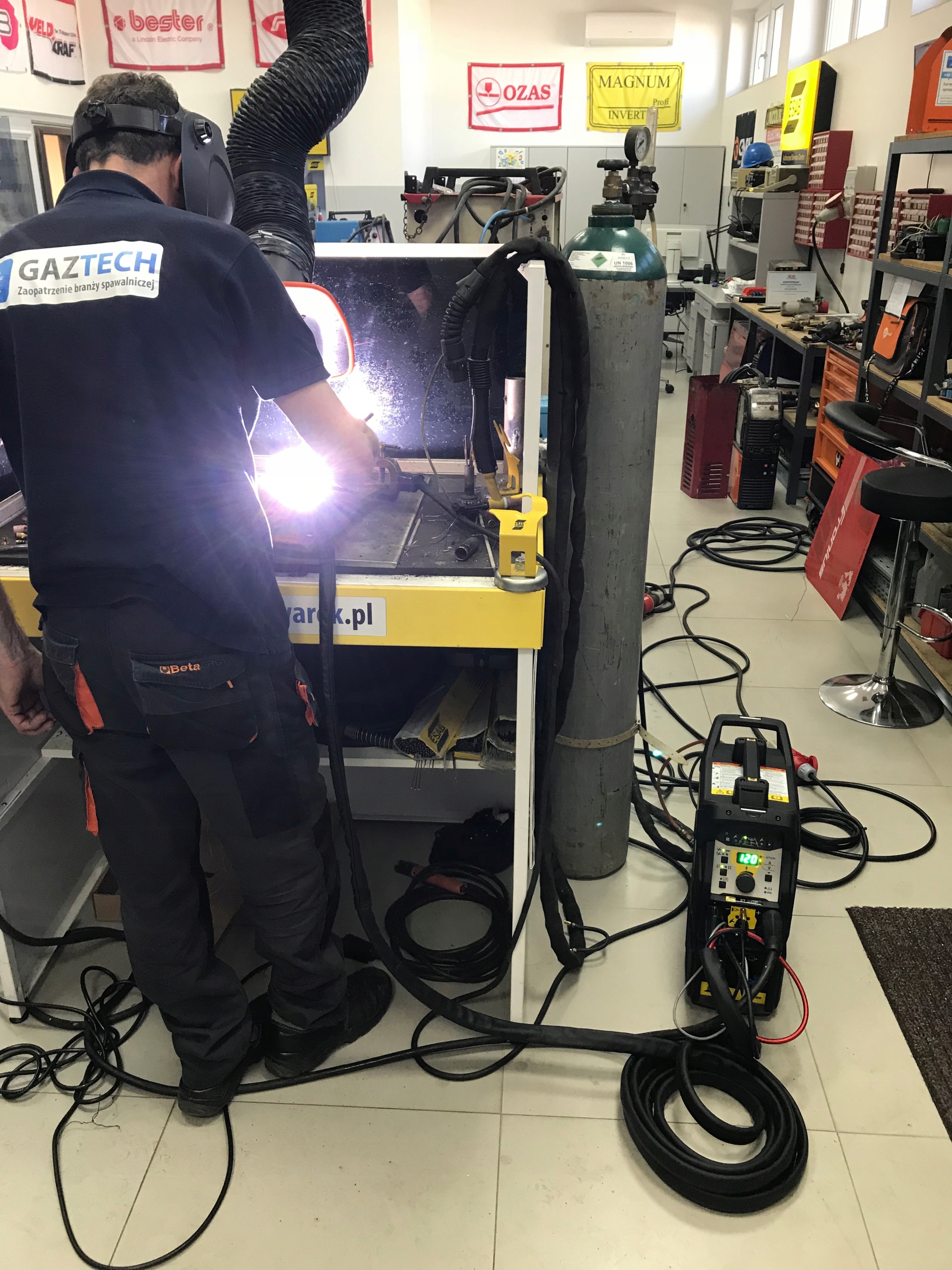 Spawarka Esab Renegade ET 300P + chłodnica zestaw Model esab