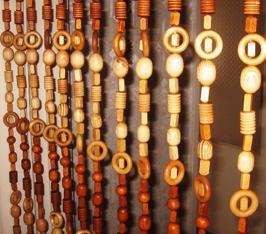 Záclona z dřevěných korálků Závěs Kotara na dveře dřevěné korálky