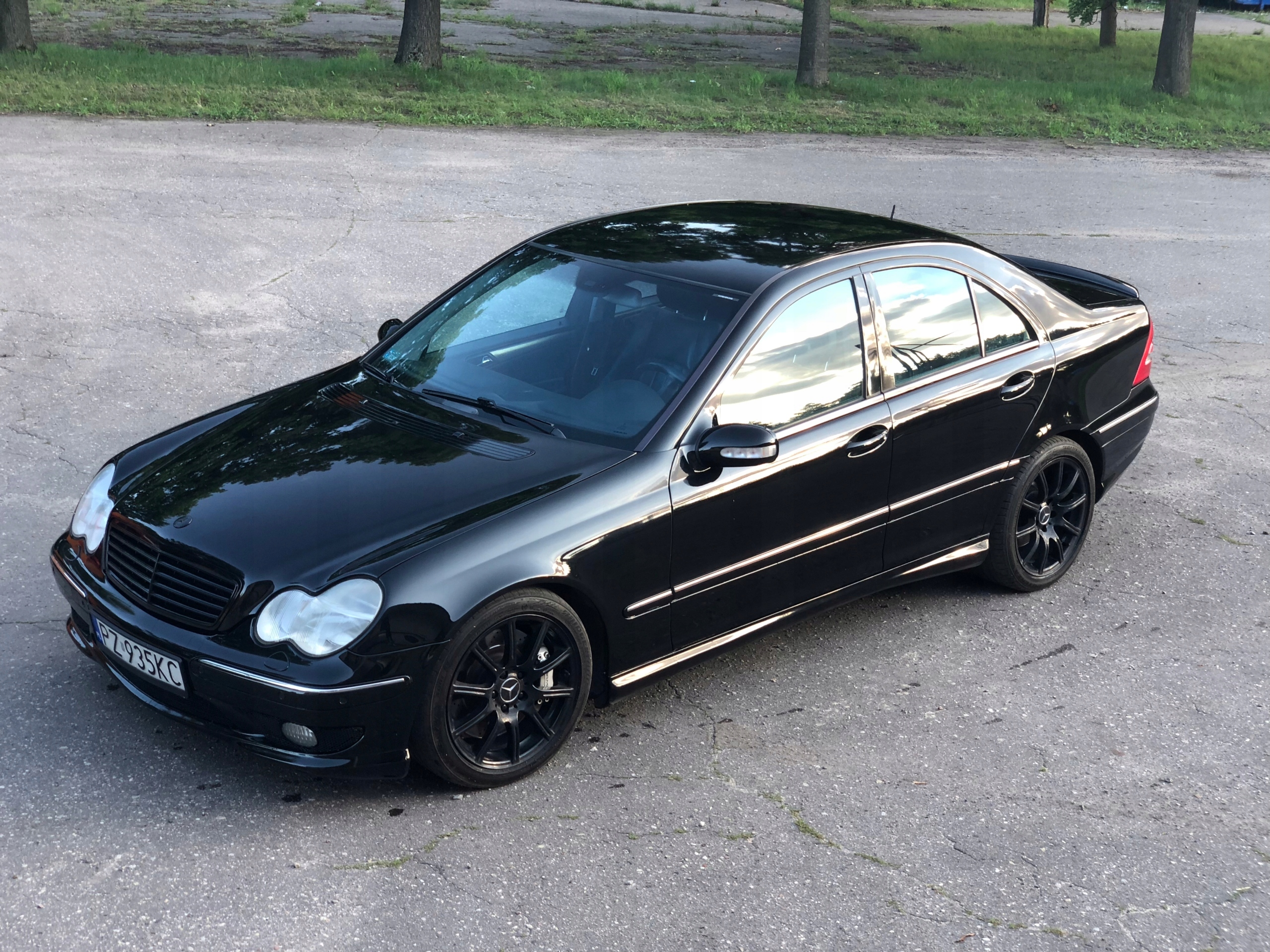 Мерседес c32 amg