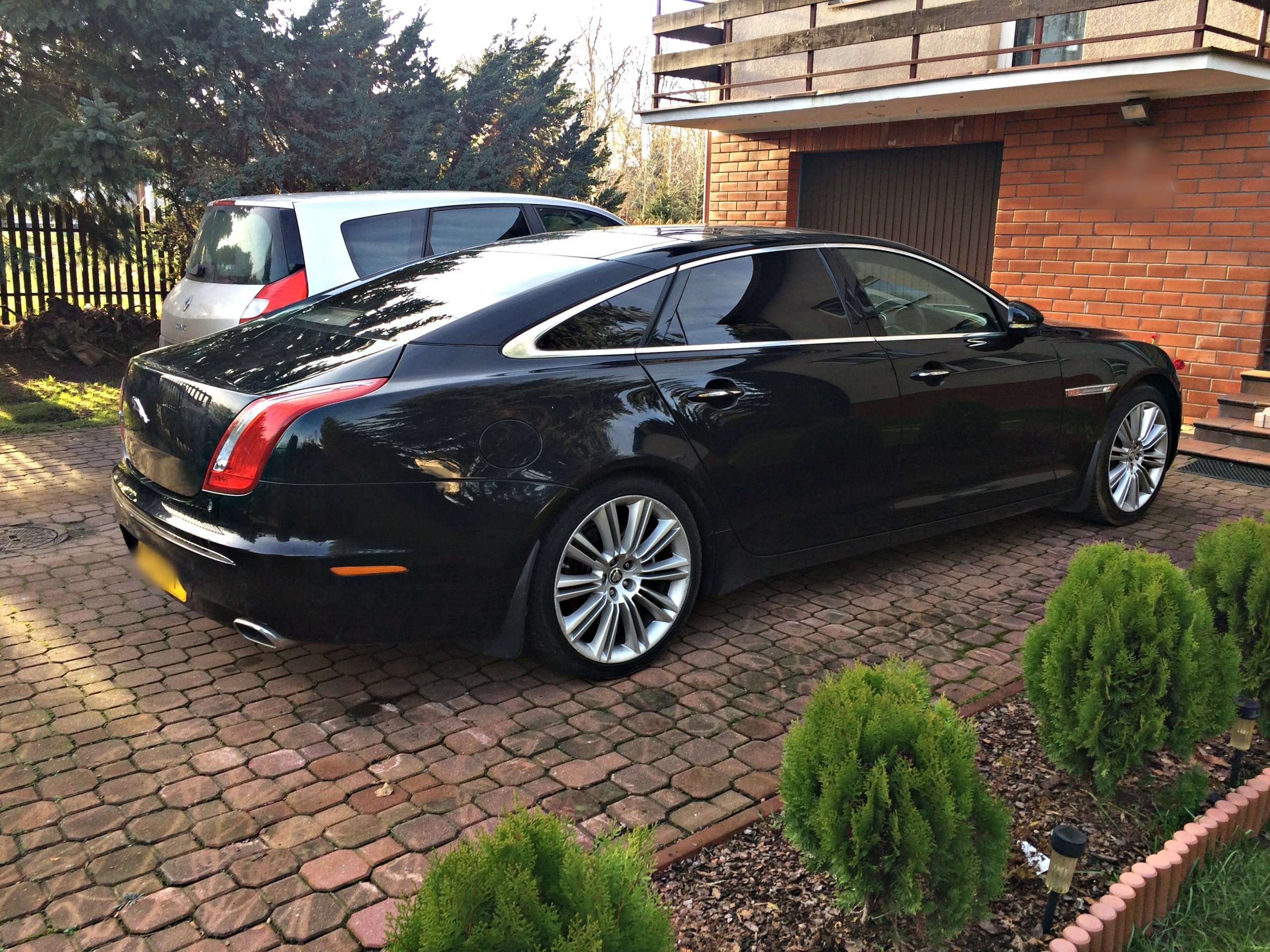 Jaguar xj x351 проблемы