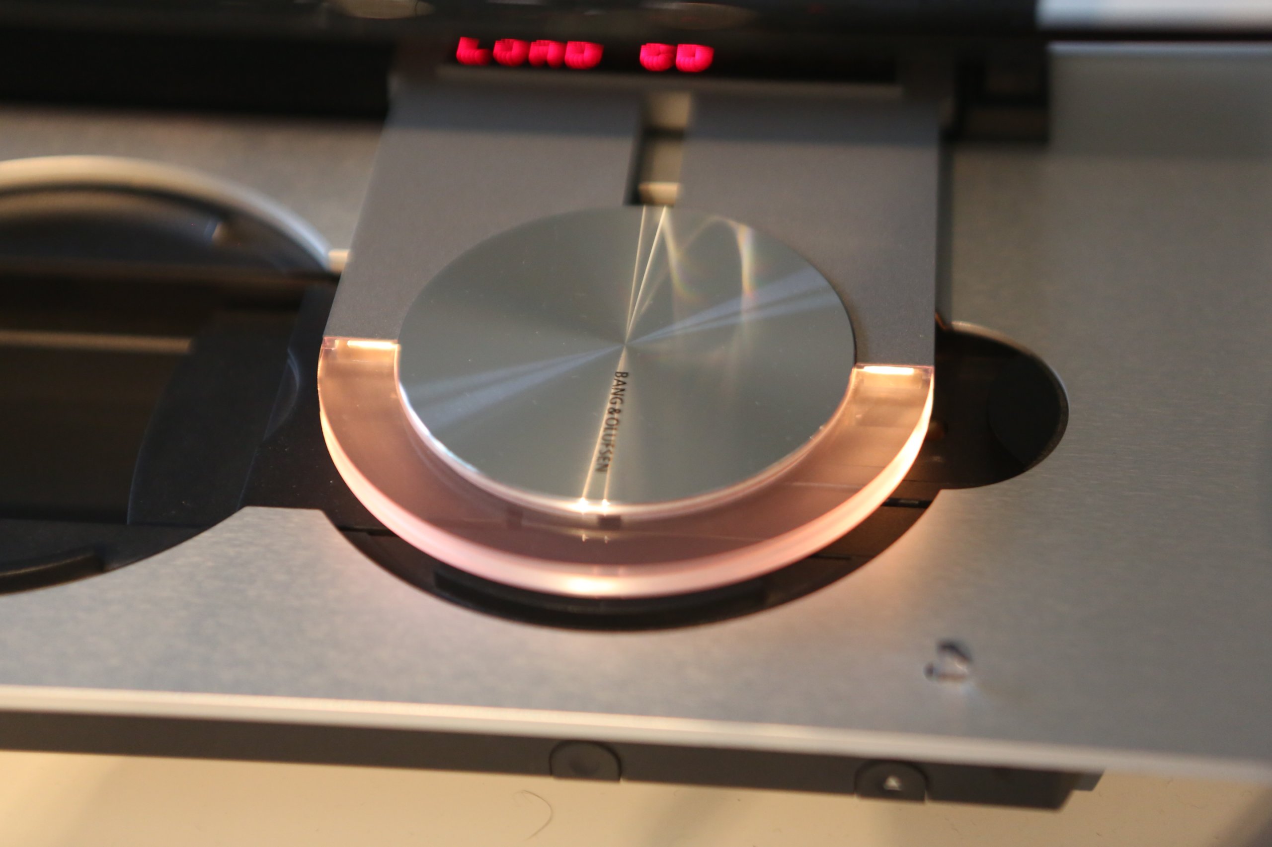 Bang & Olufsen BeoSound 9000 7182476577