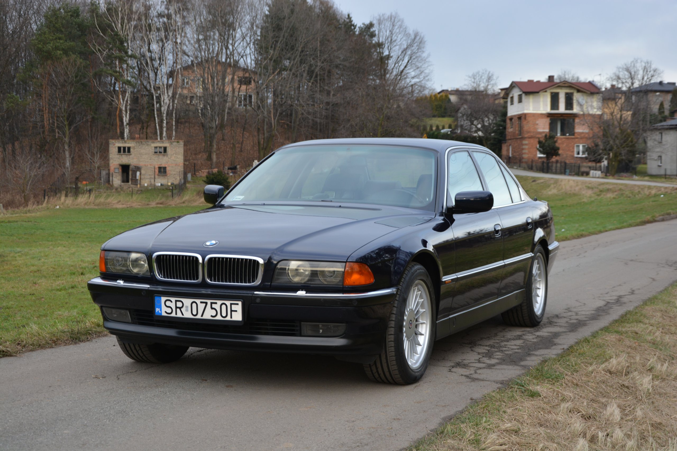 Р‘РњР’ 750i