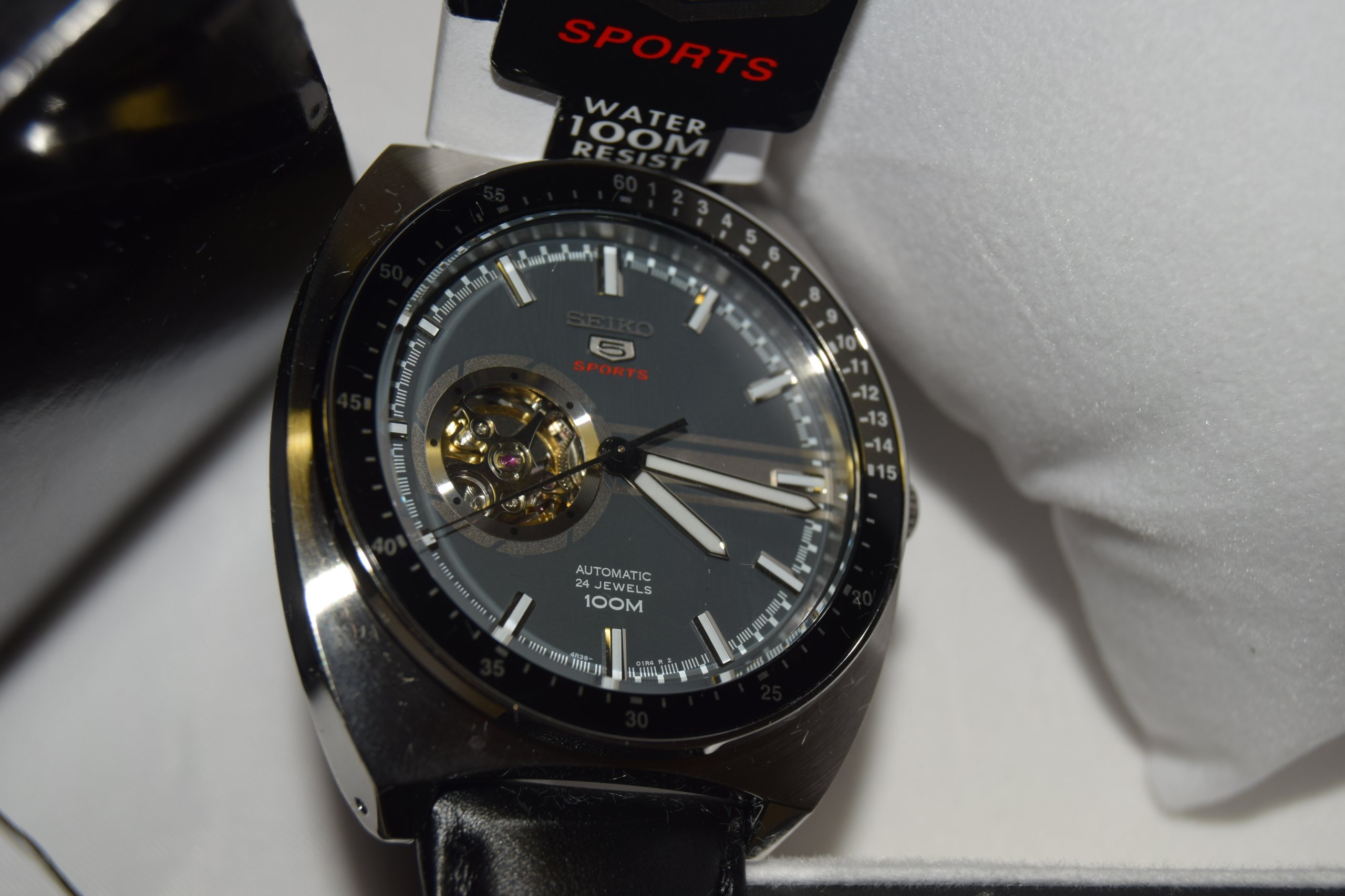 seiko 5 sports ssa331k1
