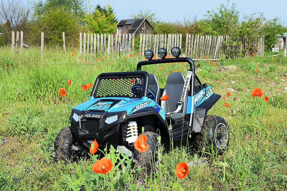Photo 1 Assembled car