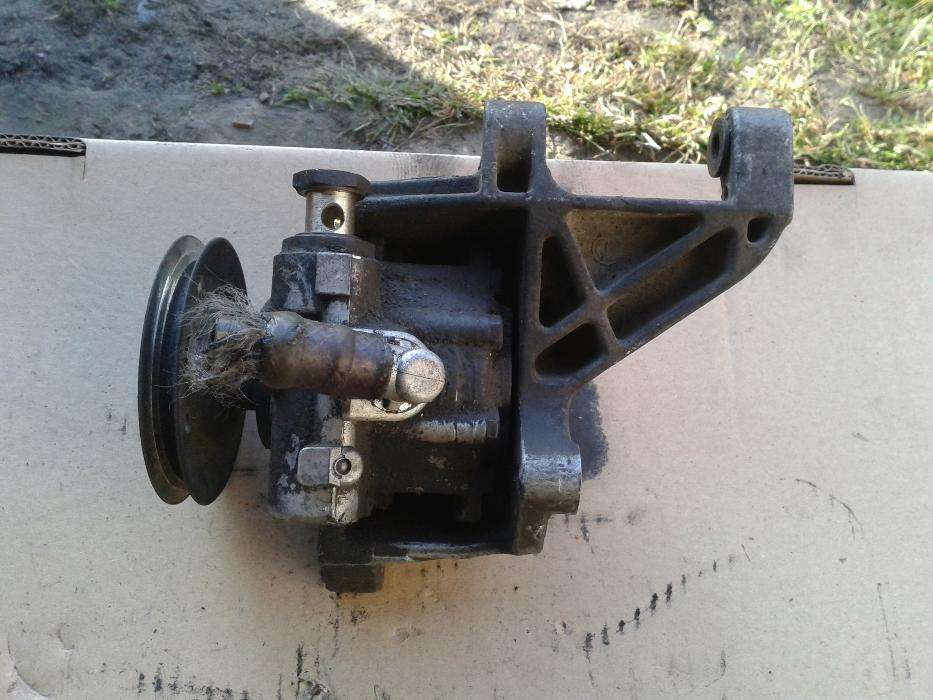 Pompa wspomagania VW Golf 3 Passat b3 b4 Vento 1.8
