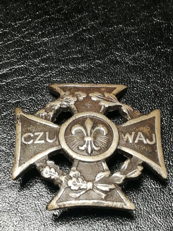 Przedwojenny krzyż harcerski