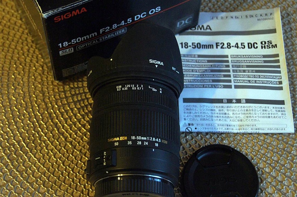 Do Canona - Sigma DC OS HSM 18-50mm F/2,8-4,5