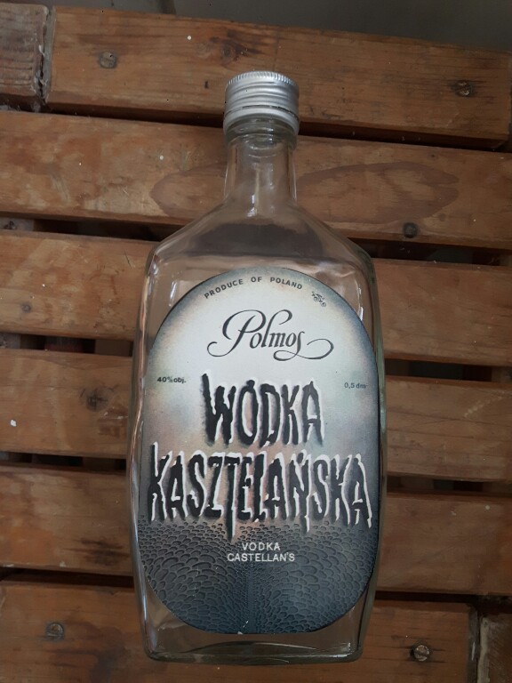 WODKA KASZTELANSKA butelka 0,5 l Polmos