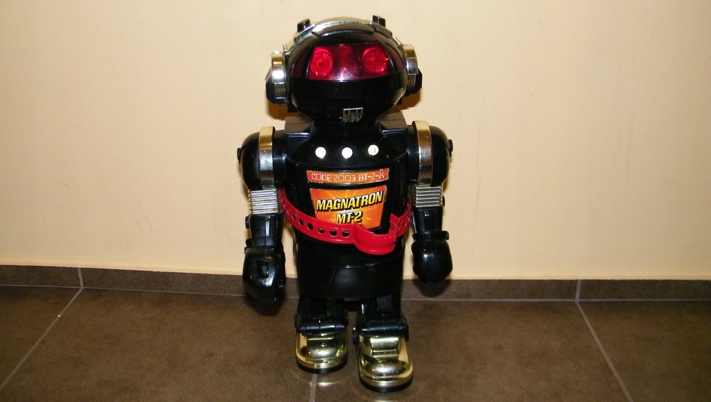 Robot "MAGNATRON MT2 - Code 2003 AT-2-X"