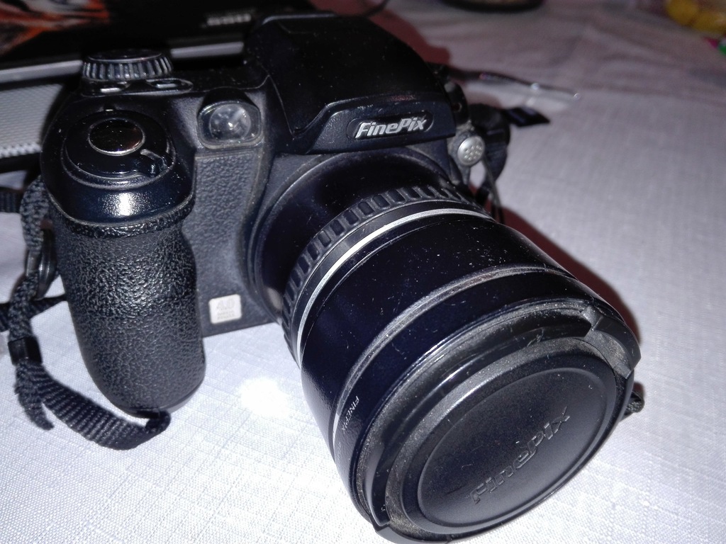 Aparat FujiFilm FinePix S5500 7115893723 oficjalne archiwum