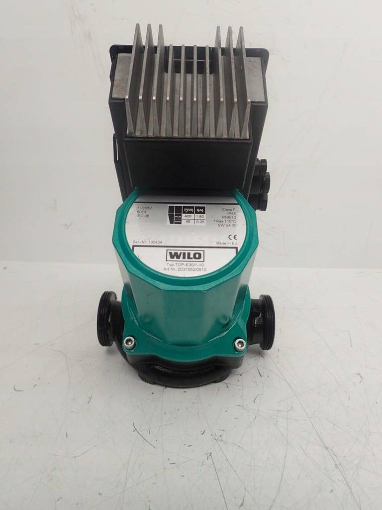 Pompa Wilo TOP-E30/1-10, 45-400W Q: 9m3/h H: 11m