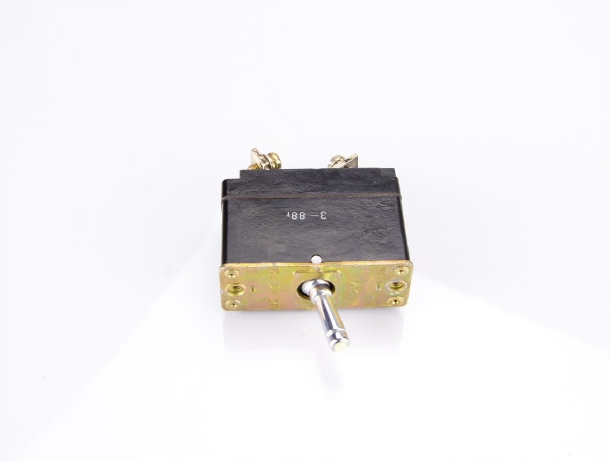 Bezpiecznik automatyczny 15 amp WST-15a