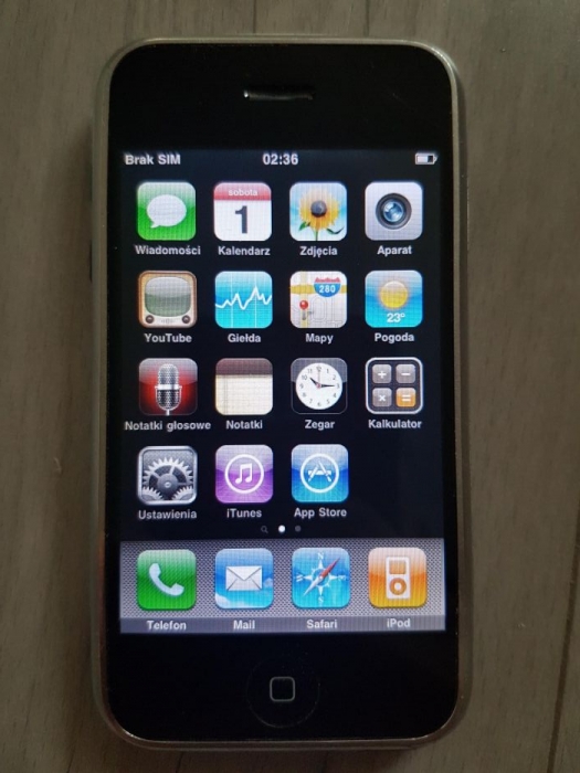 PIERWSZY IPHONE, IPHONE 2G. JUZ TAKICH NIE PRODUKU