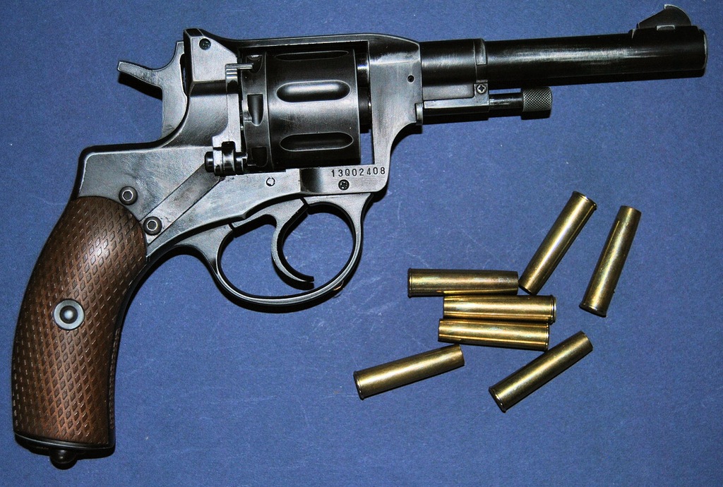 WinGun asg replika rewolwer Nagant 1895 + kabura