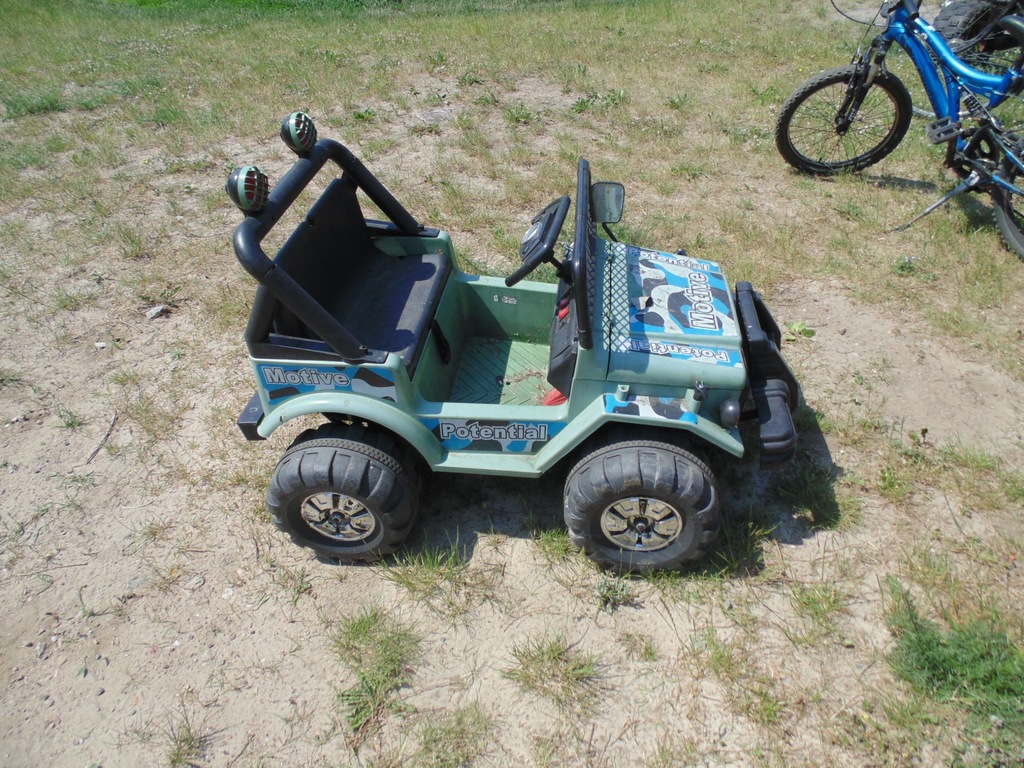 Samochód elektryczny jeep na akumulator dla dzieci
