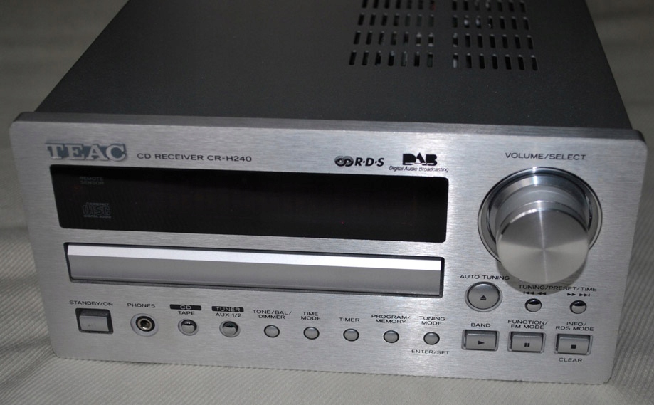 Teac CR-H240 Amplituner z CD FM