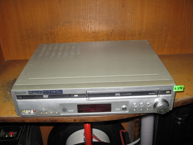 ODTWARZACZ DVD / VHS SONY DAV-D150E - NR S398