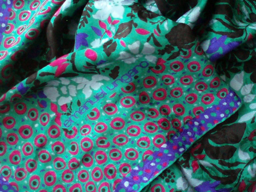 EMANUEL UNGARO - Elegancka chustka, apaszka 