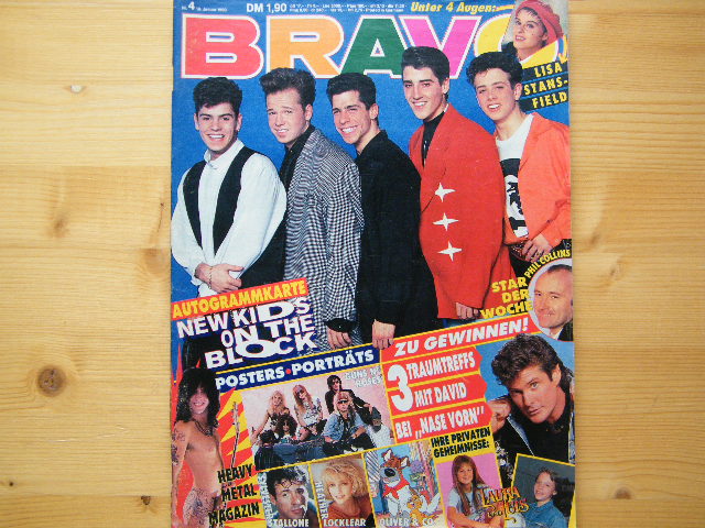 Bravo 4/1990