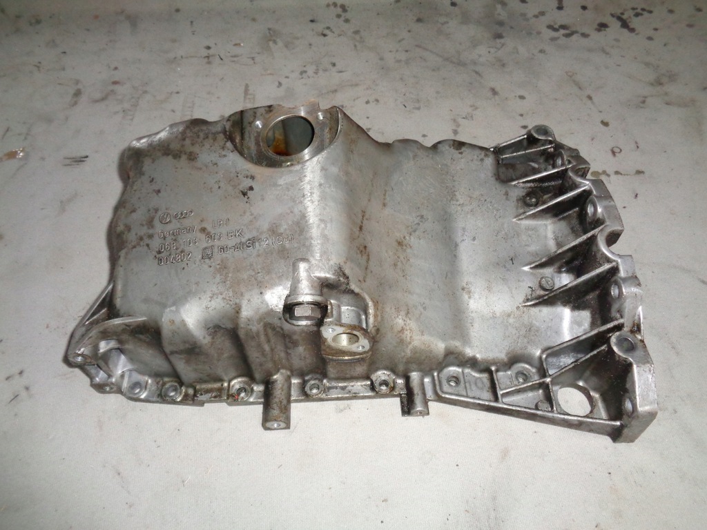 MISKA OLEJOWA AUDI A4 B6 B7 1.8T BEX BFB AVJ