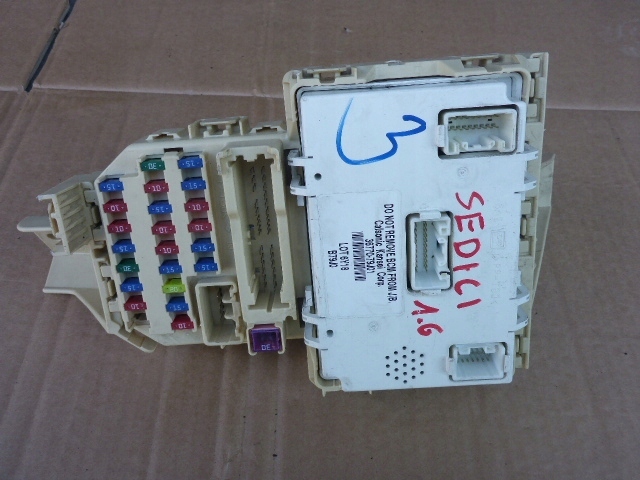 MODUŁ BSI BEZPIECZNIKI FIAT SEDICI SX4 36770-79J01
