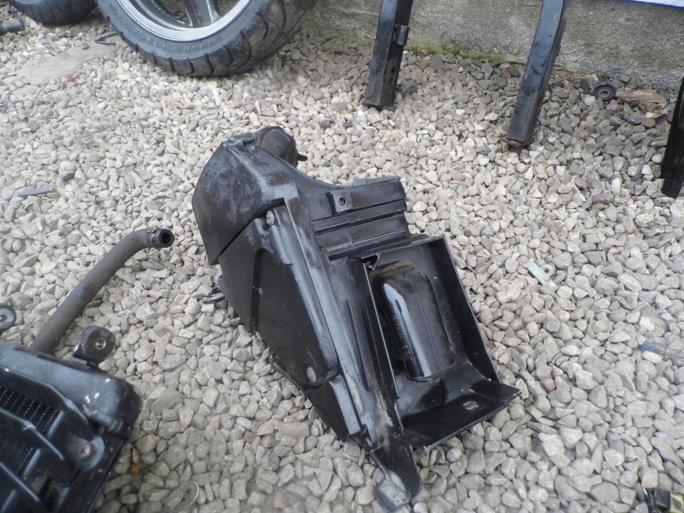 YAMAHA TDR 125 BELGARDA FILTR POWIETRZA ORYG.
