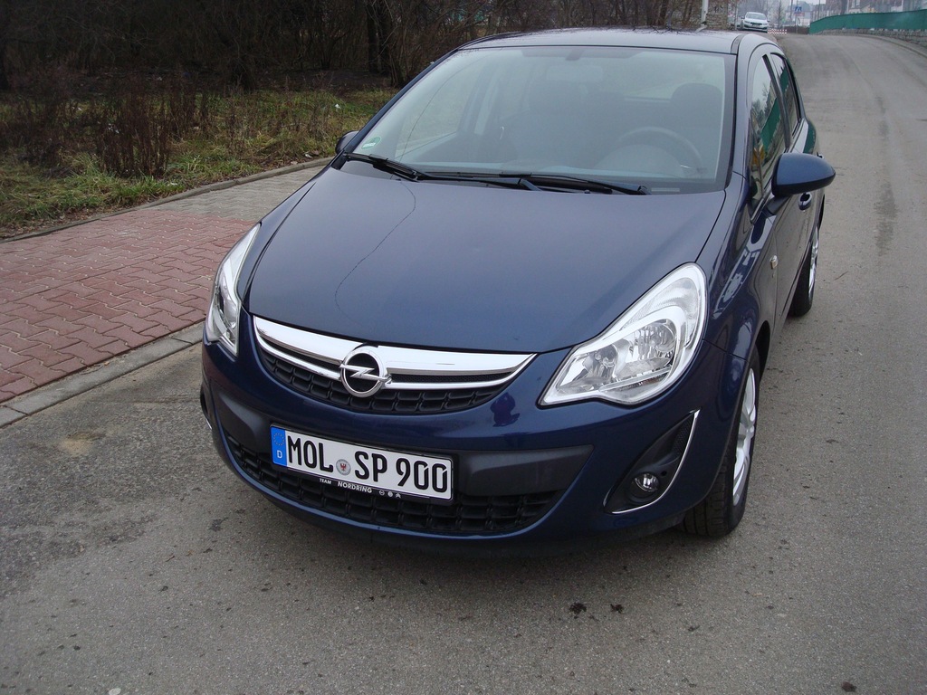 ŚLICZNY OPEL CORSA SATELLITE OPŁACONY Z NIEMIEC
