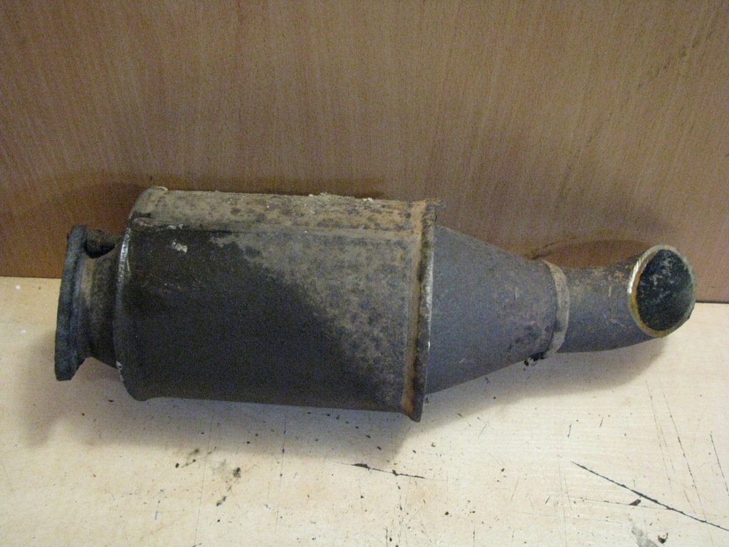 KATALIZATOR AUDI 80 B4 BENZYNA