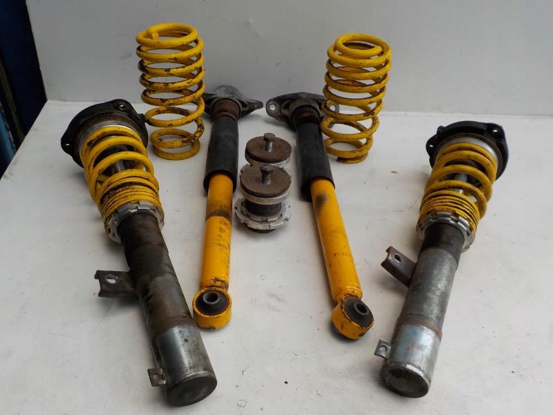 VW POLO IV 9N 9N2 OKULAR ZAWIESZENIE GWINT FK