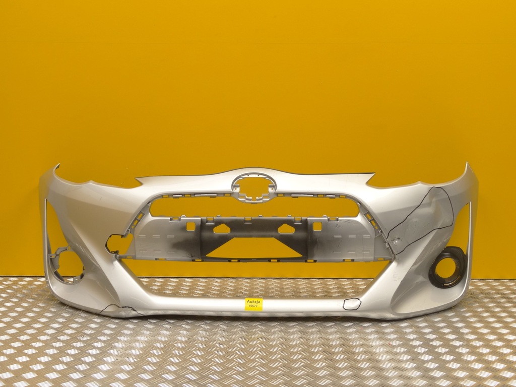 TOYOTA PRIUS C LIFT 2015- ZDERZAK PRZÓD PRZEDNI