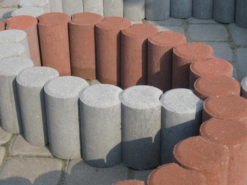 Palisada betonowa mini 15 cm oraz podobne obrzeża