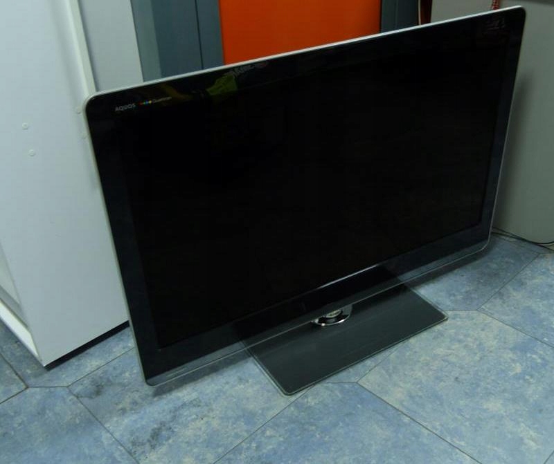 TELEWIZOR SHARP AQUOS QUATTRON LC-46LE810E +PILO