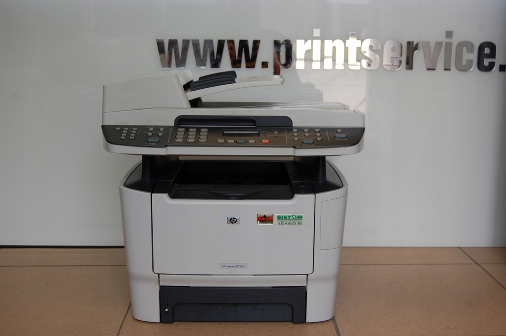 Xero HP LaserJet N2727nf + Toner GRATIS !
