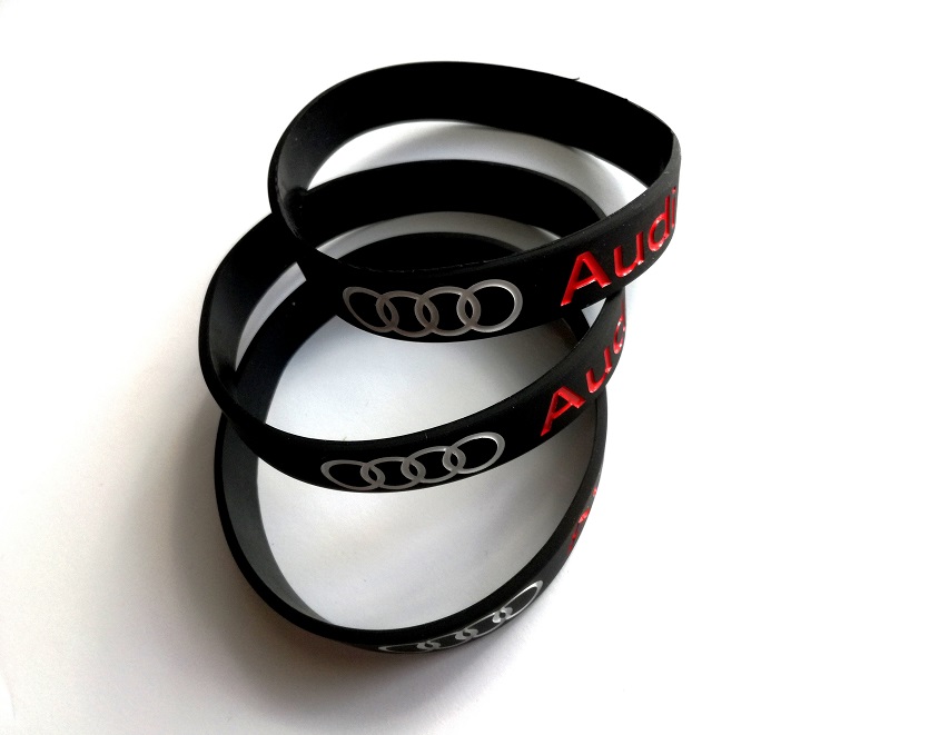 Opaska silikonowa na rękę AUDI czarna