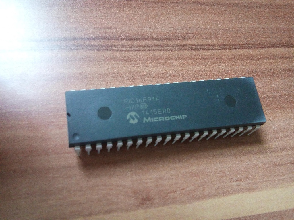PIC16F 914 -I/P DIP40 Mikrokontroler MICROCHIP FV!