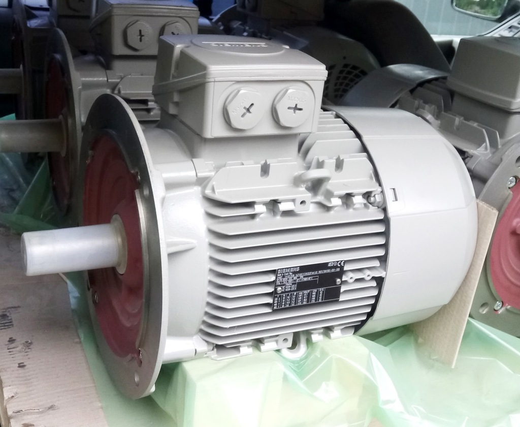 Silnik trójfazowy 5,5kW Siemens 1AV2130B 1465 RPM