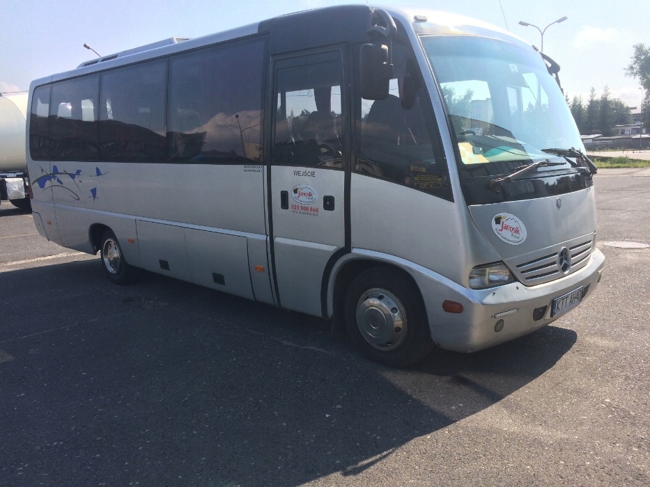 Mercedes Medio 815