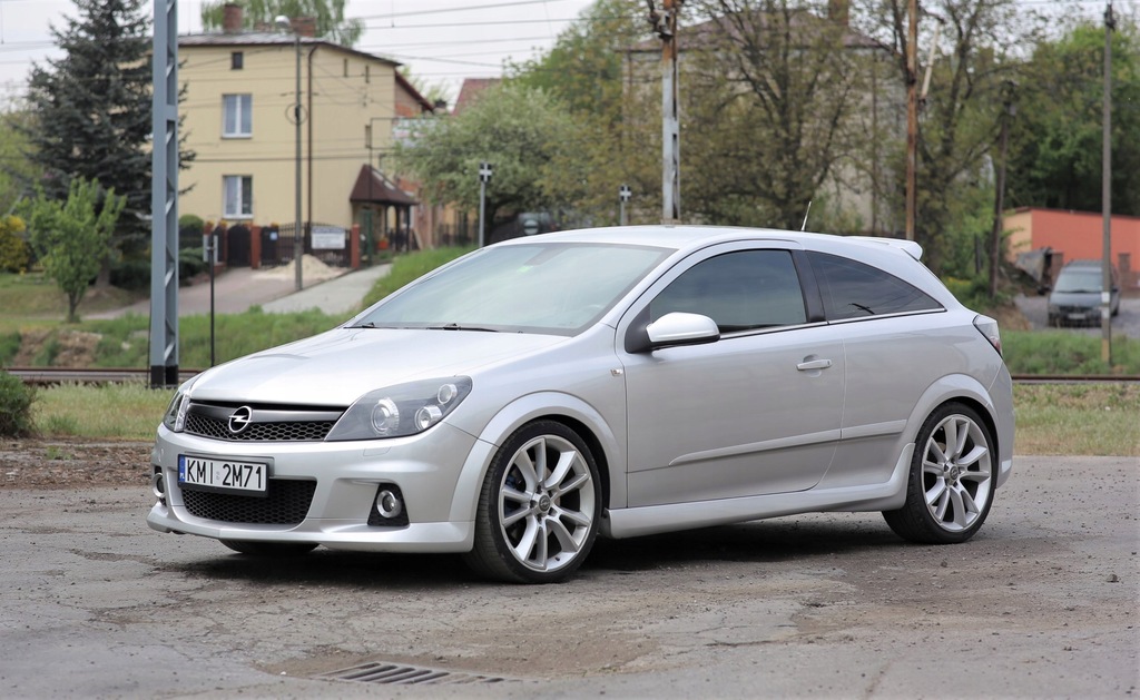 Opel astra h opc