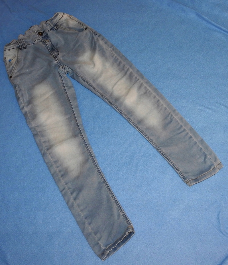 Cool Club mega miękkie jeansy przetarcia r. 146