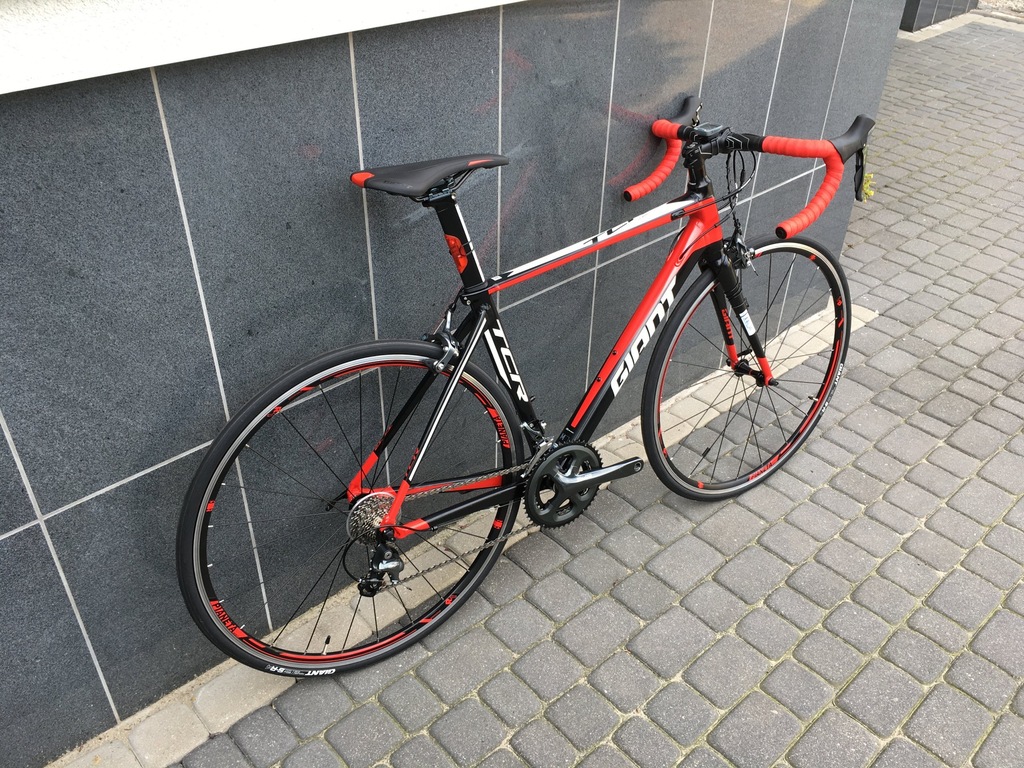 giant tcr 6300